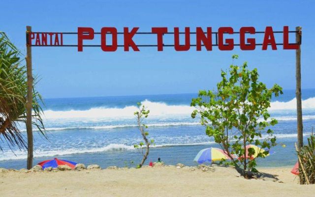 Pantai Pok Tunggal